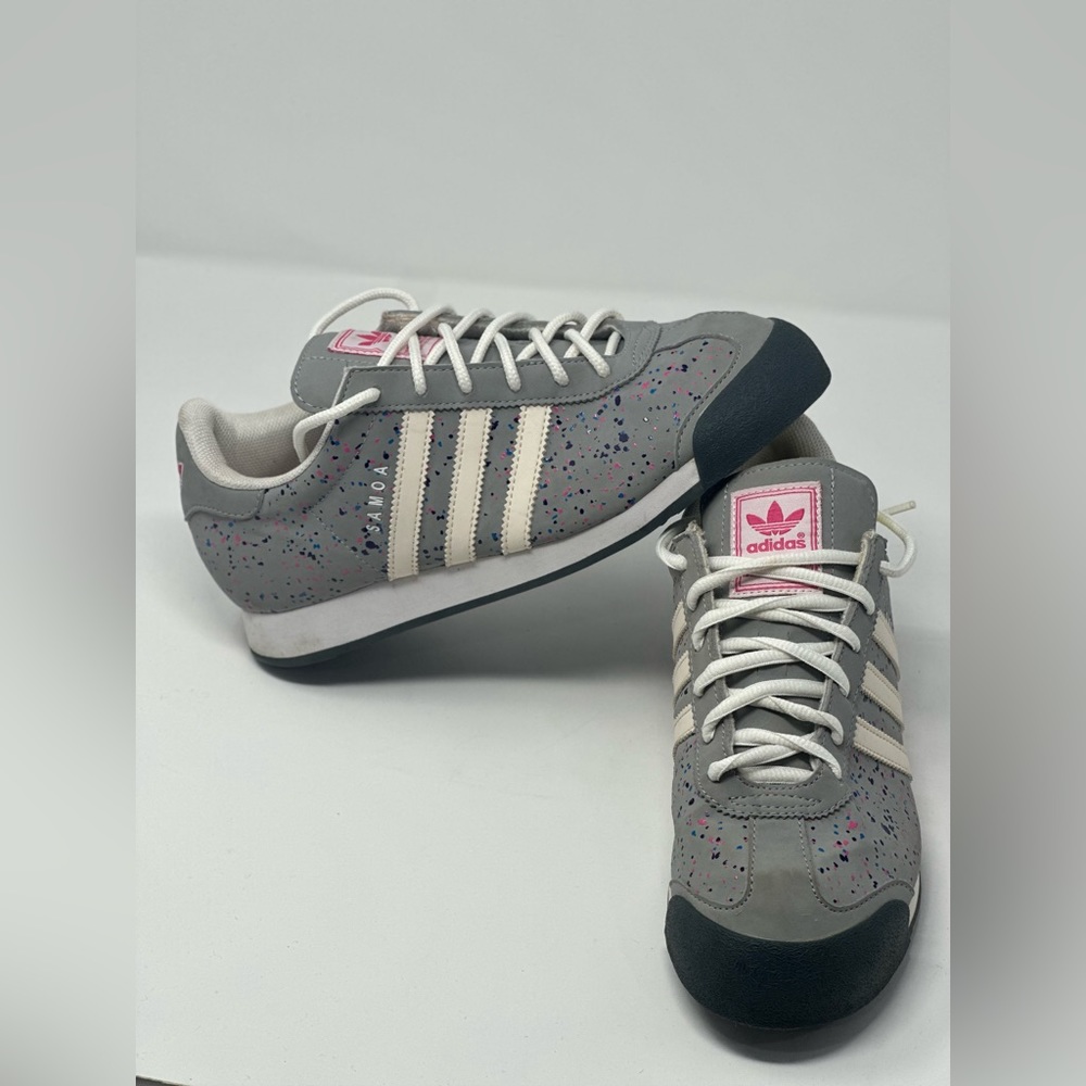 Adidas Samoa gray pink paint splatter size 6.5